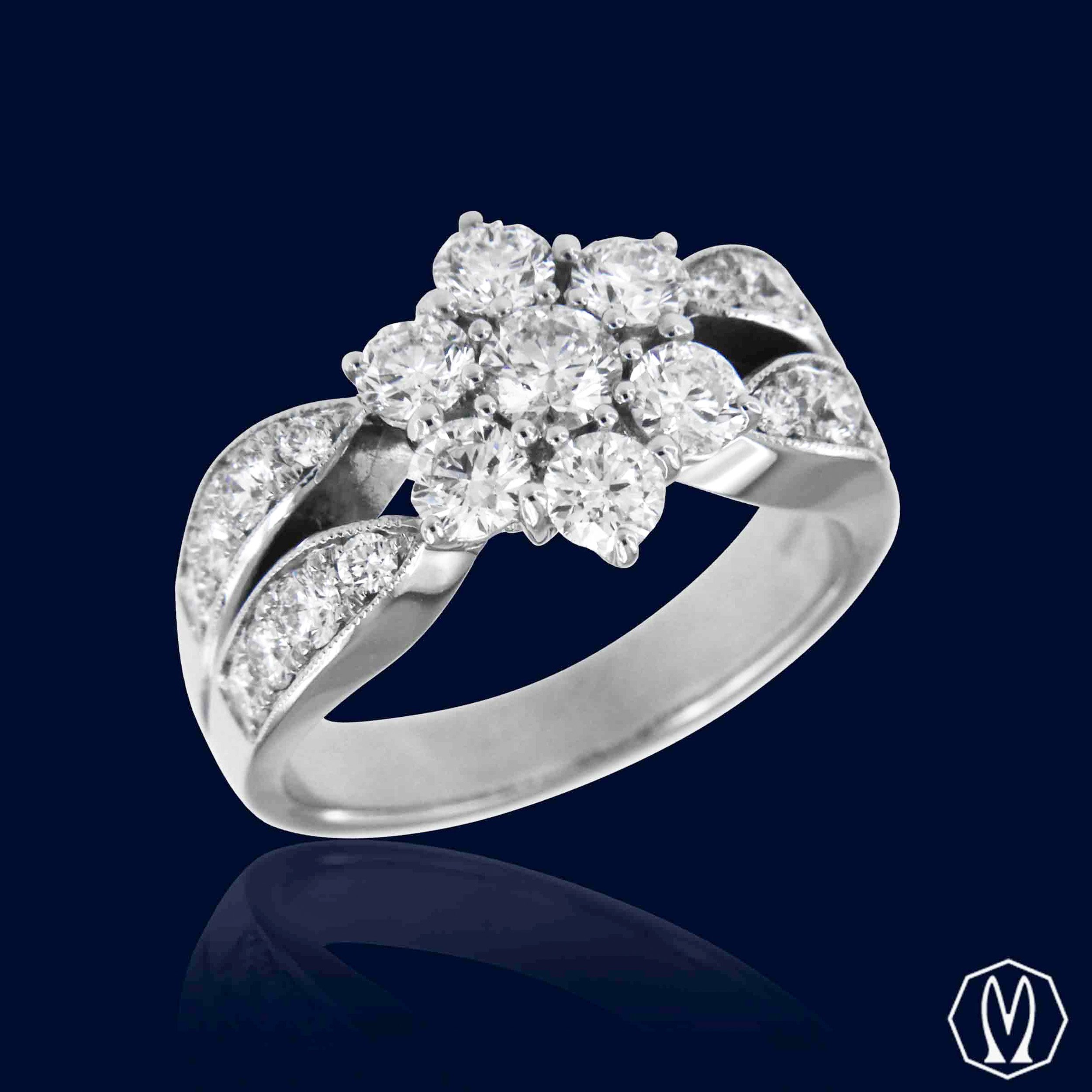 Anello Fiore Oro 18kt e Diamanti
