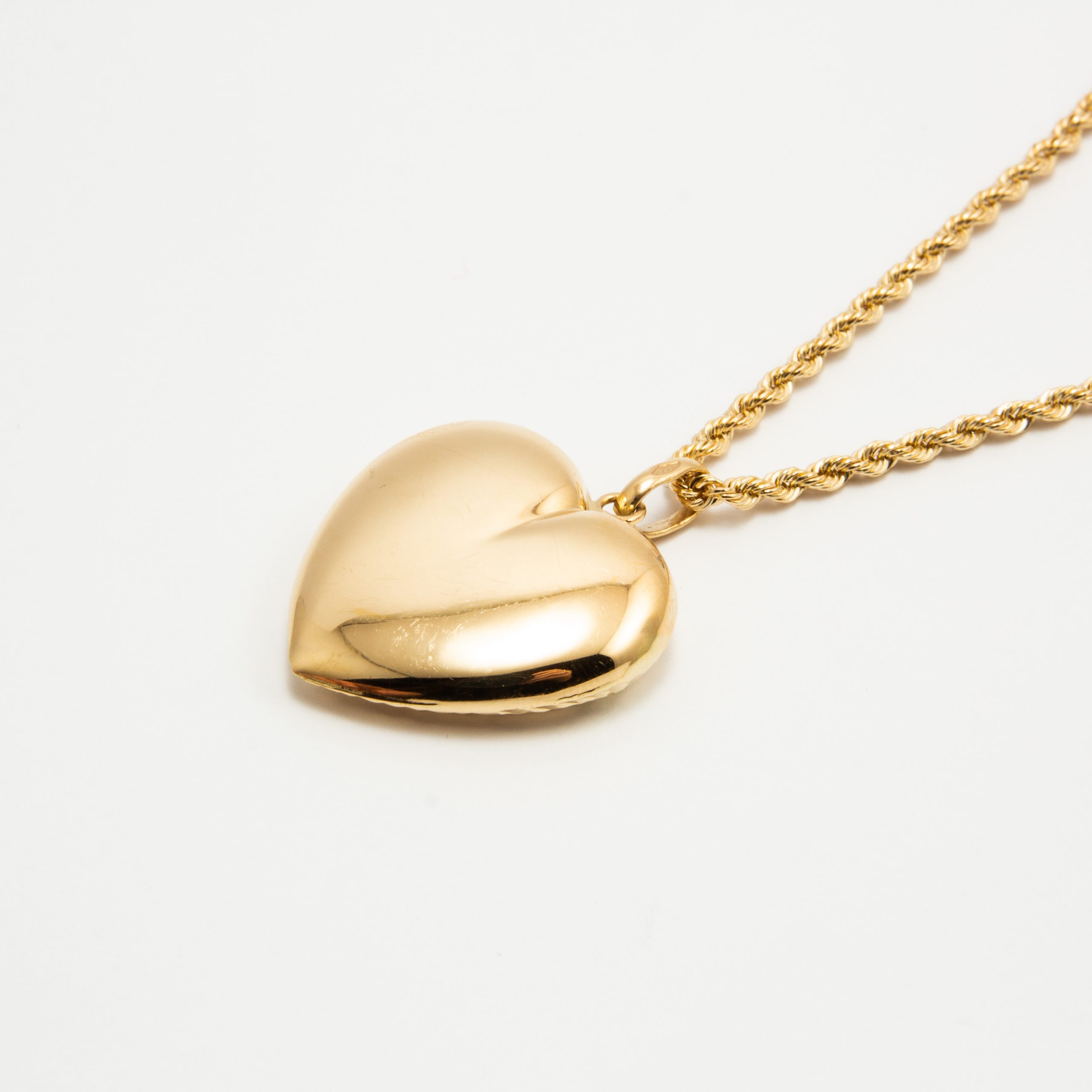 Ciondolo Placcato Oro A Forma Di Cuore Pieno - Gioiello Tema Amore, 9x7 Mm