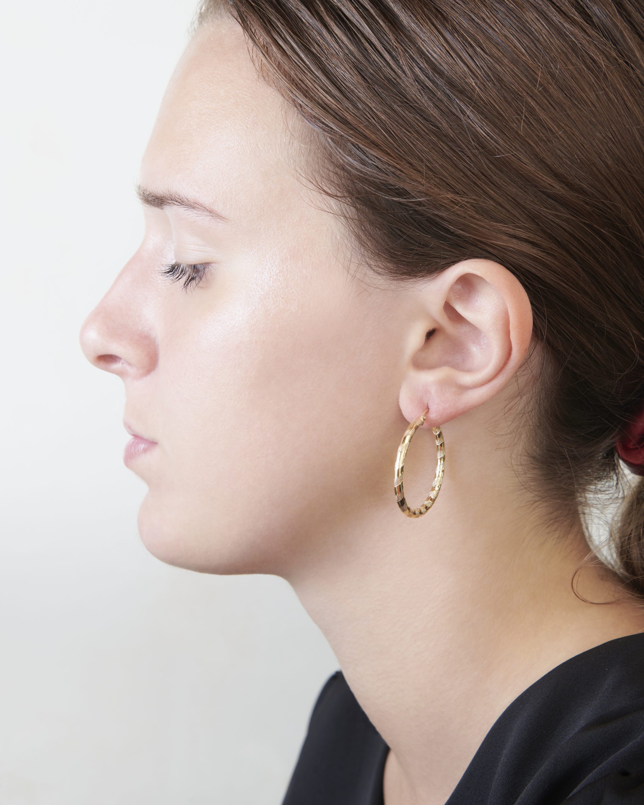 Orecchini A Cerchio In Oro Giallo 18 K, 8 Mm Di Larghezza E 2 Cm Di Altezza Con Chiusura A Pressione, Studiato Per Le Donne, Un Regalo Straordinario, Peso - Foto 7