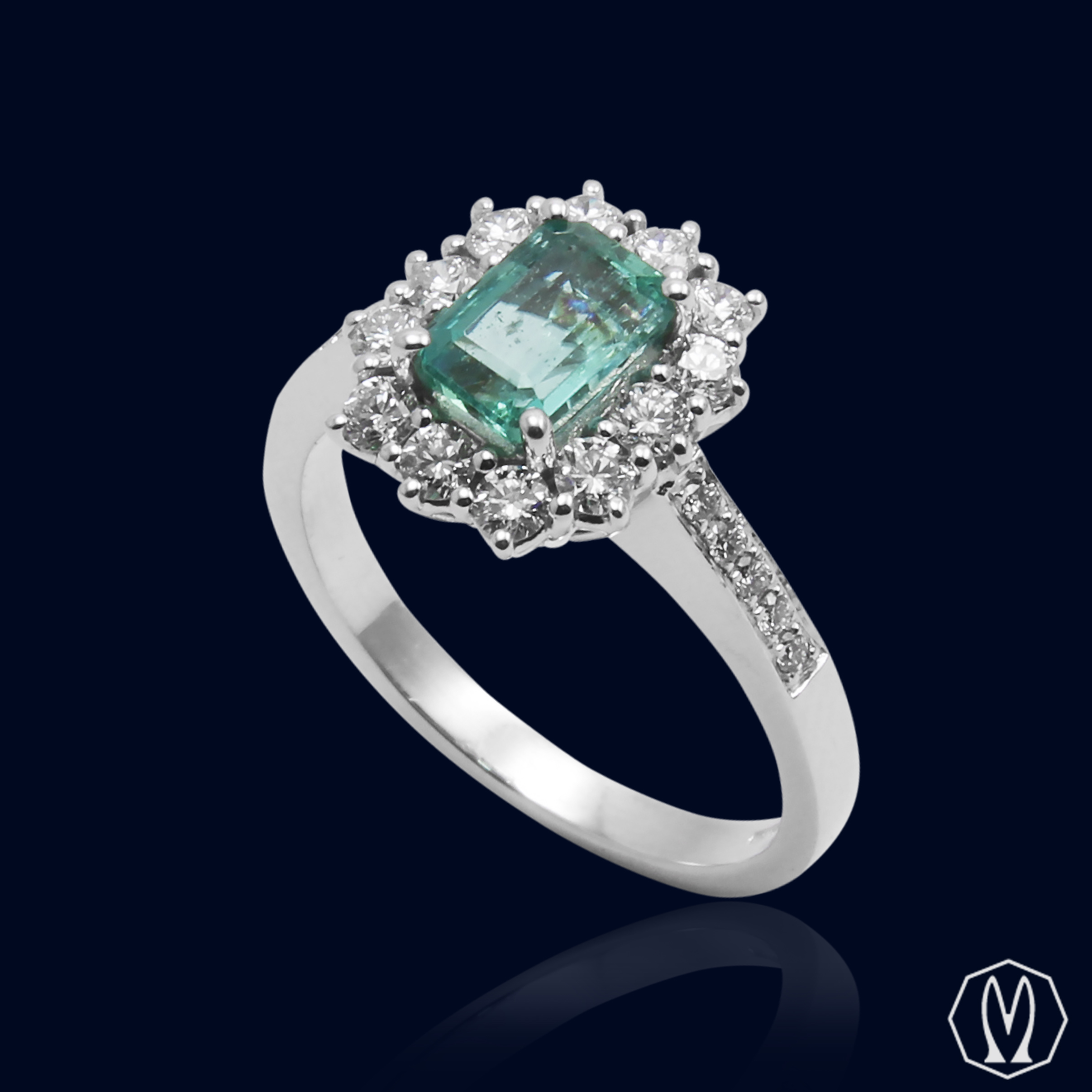 Anello Smeraldo e Diamanti Oro18kt