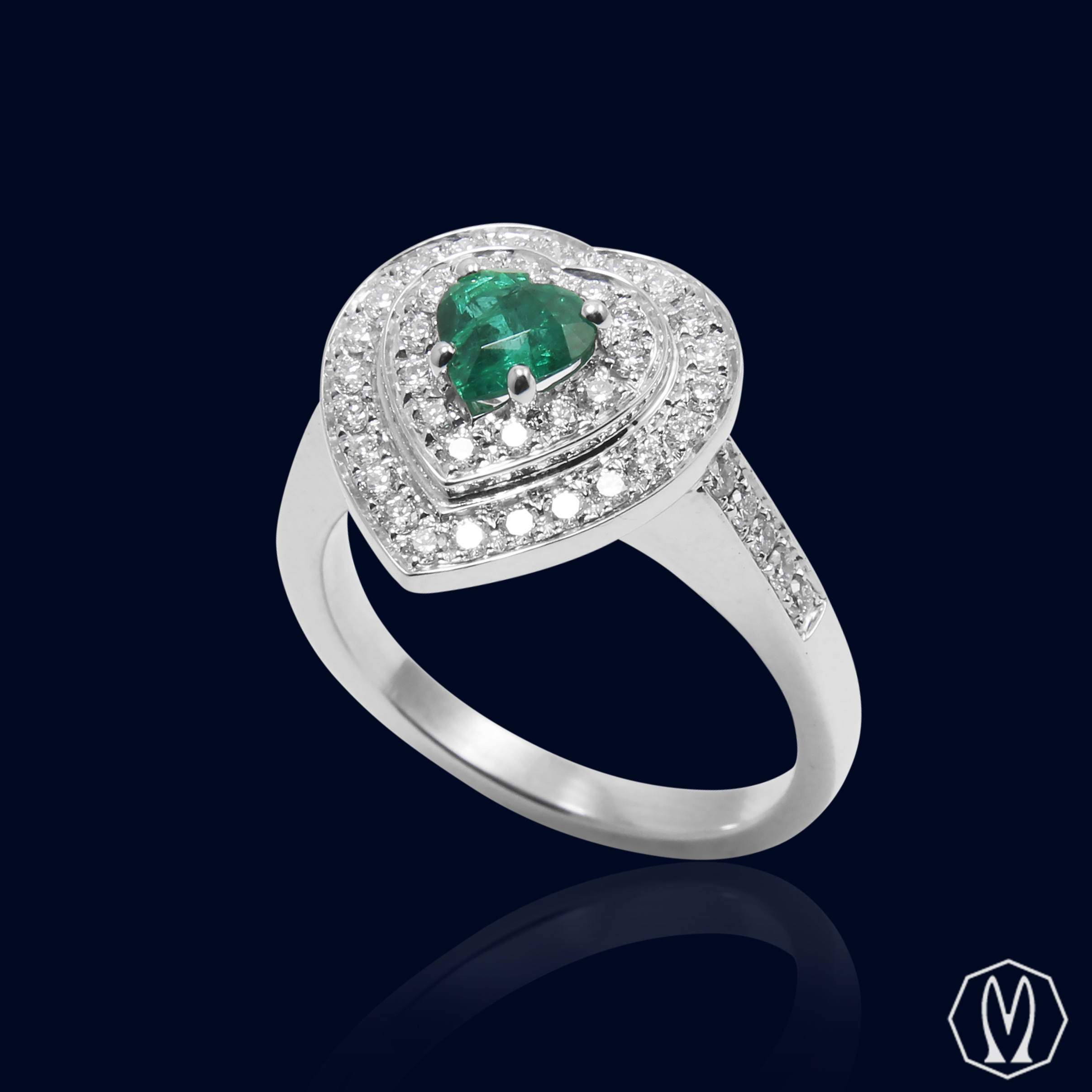 Anello Smeraldo a Cuore e Diamanti Oro18kt