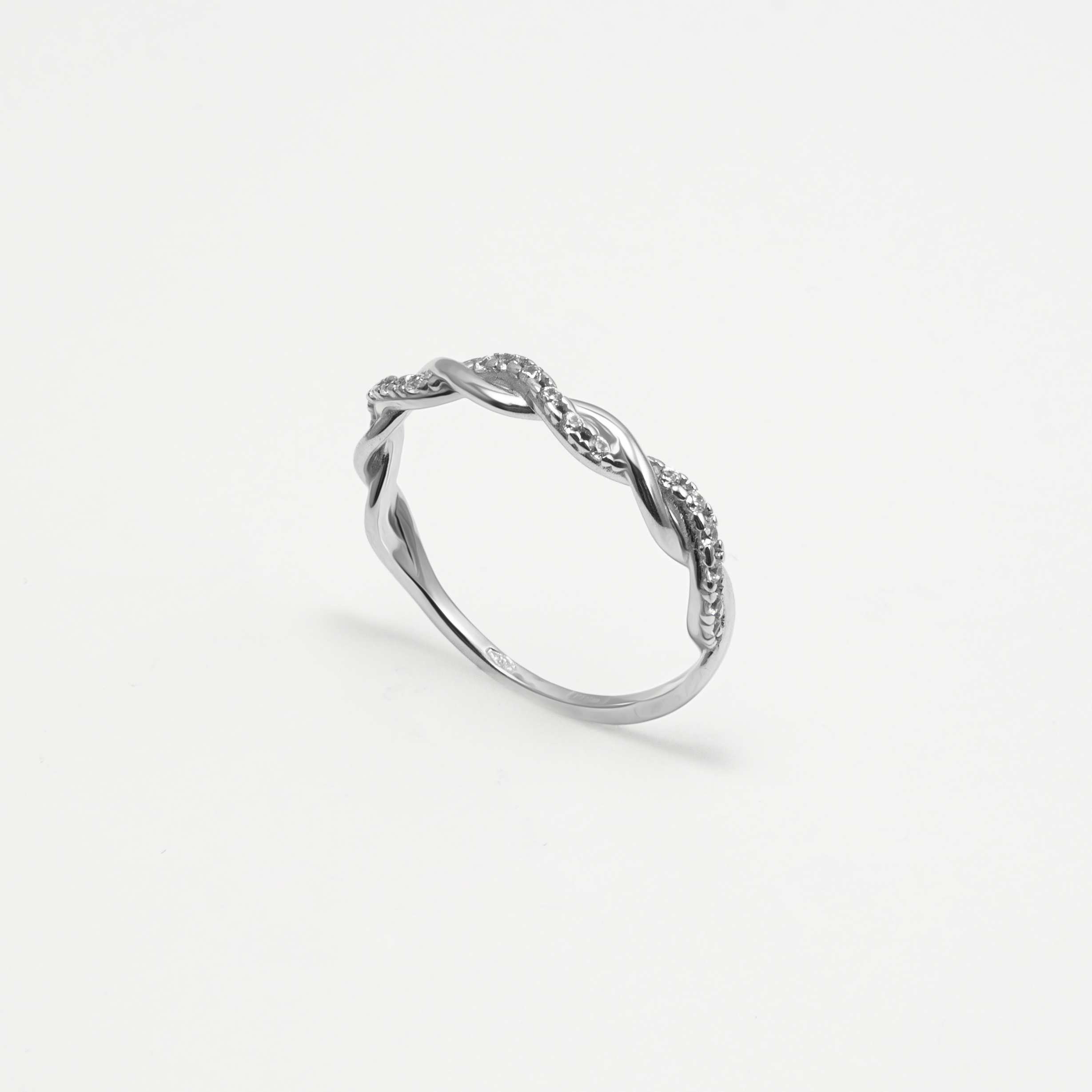 Anello Treccia Oro 18kt e Zirconi