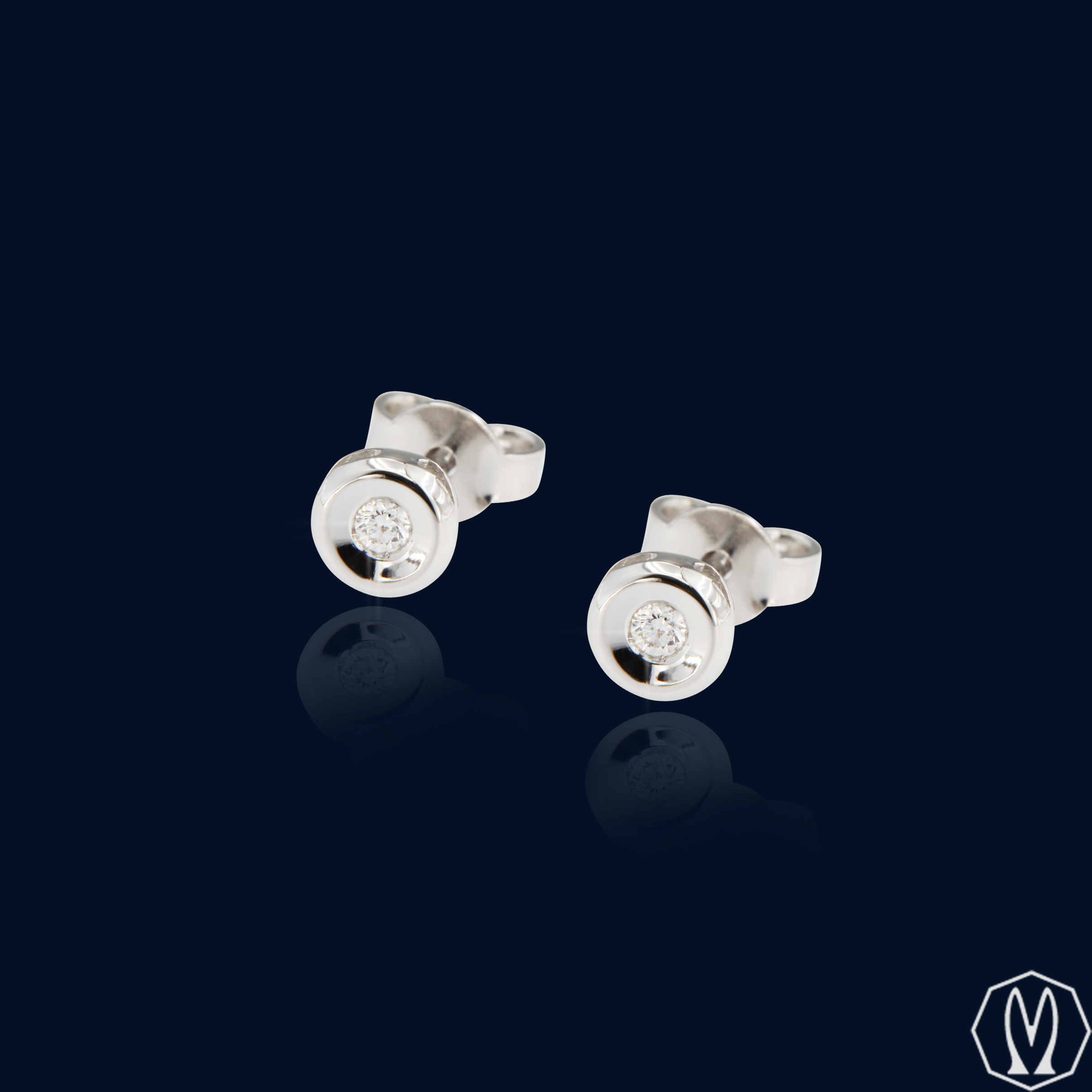 Orecchini Punto Luce Diamanti ct 0,05