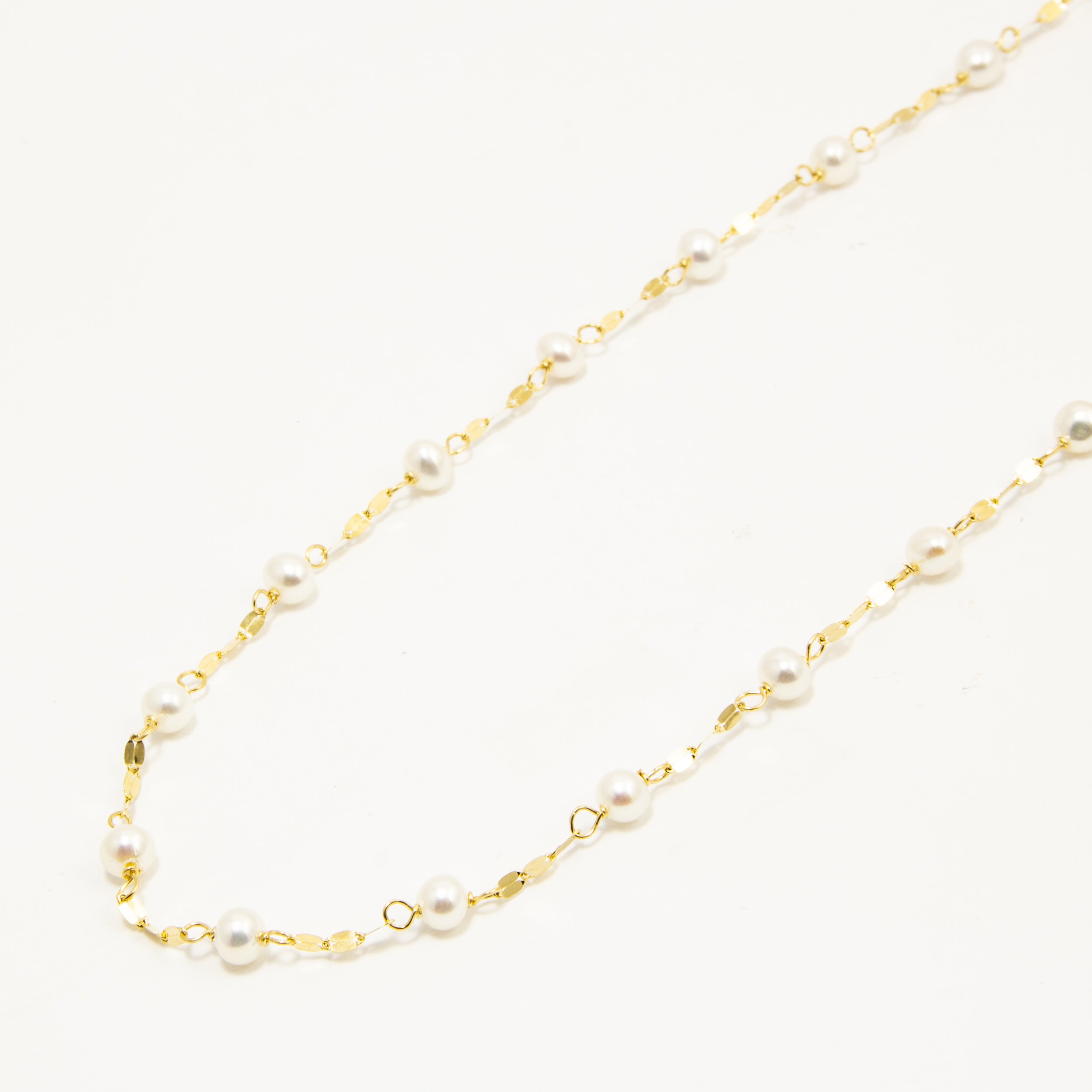 Girocollo Perle Coltivate e Oro 18kt