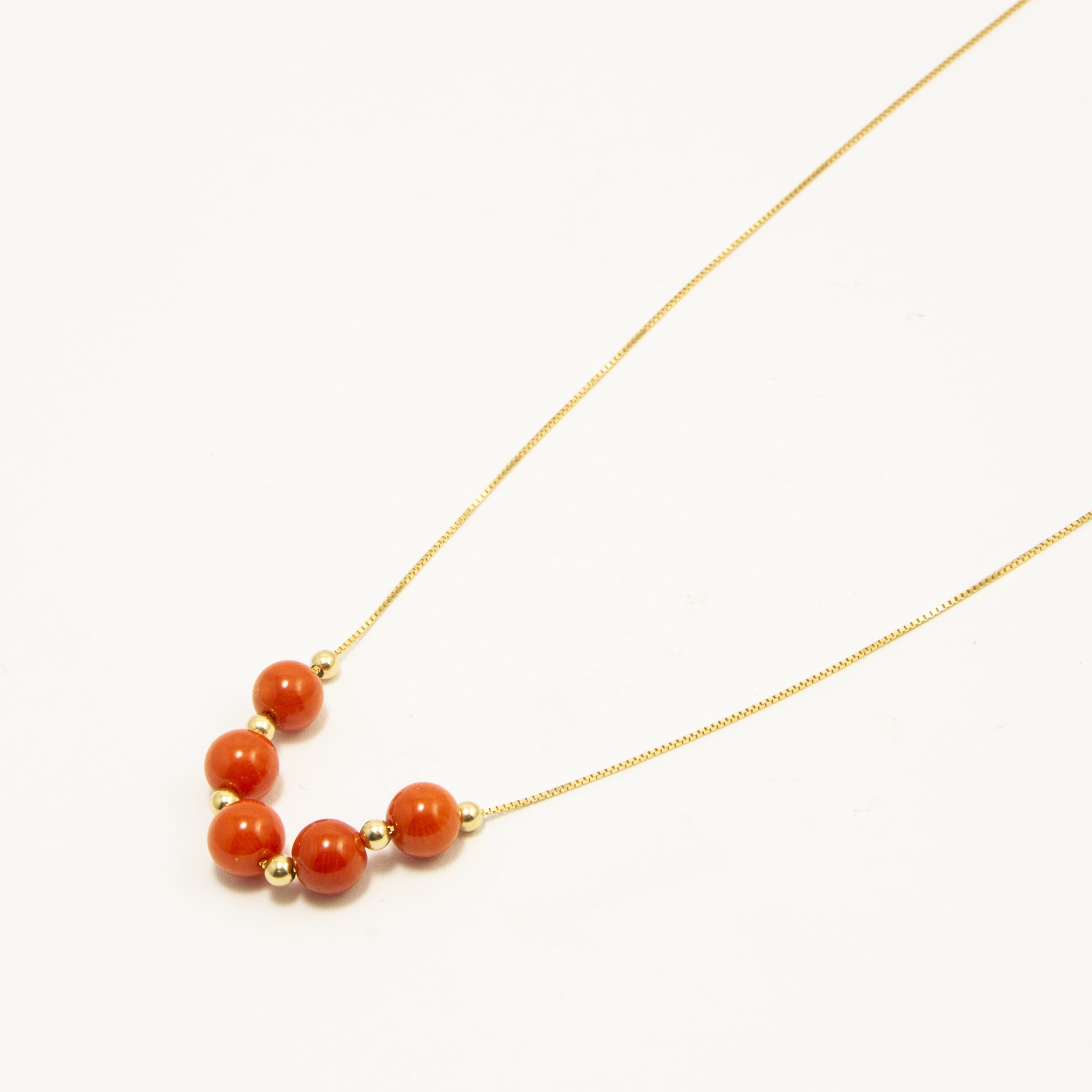 Girocollo In Corallo e Oro 18kt
