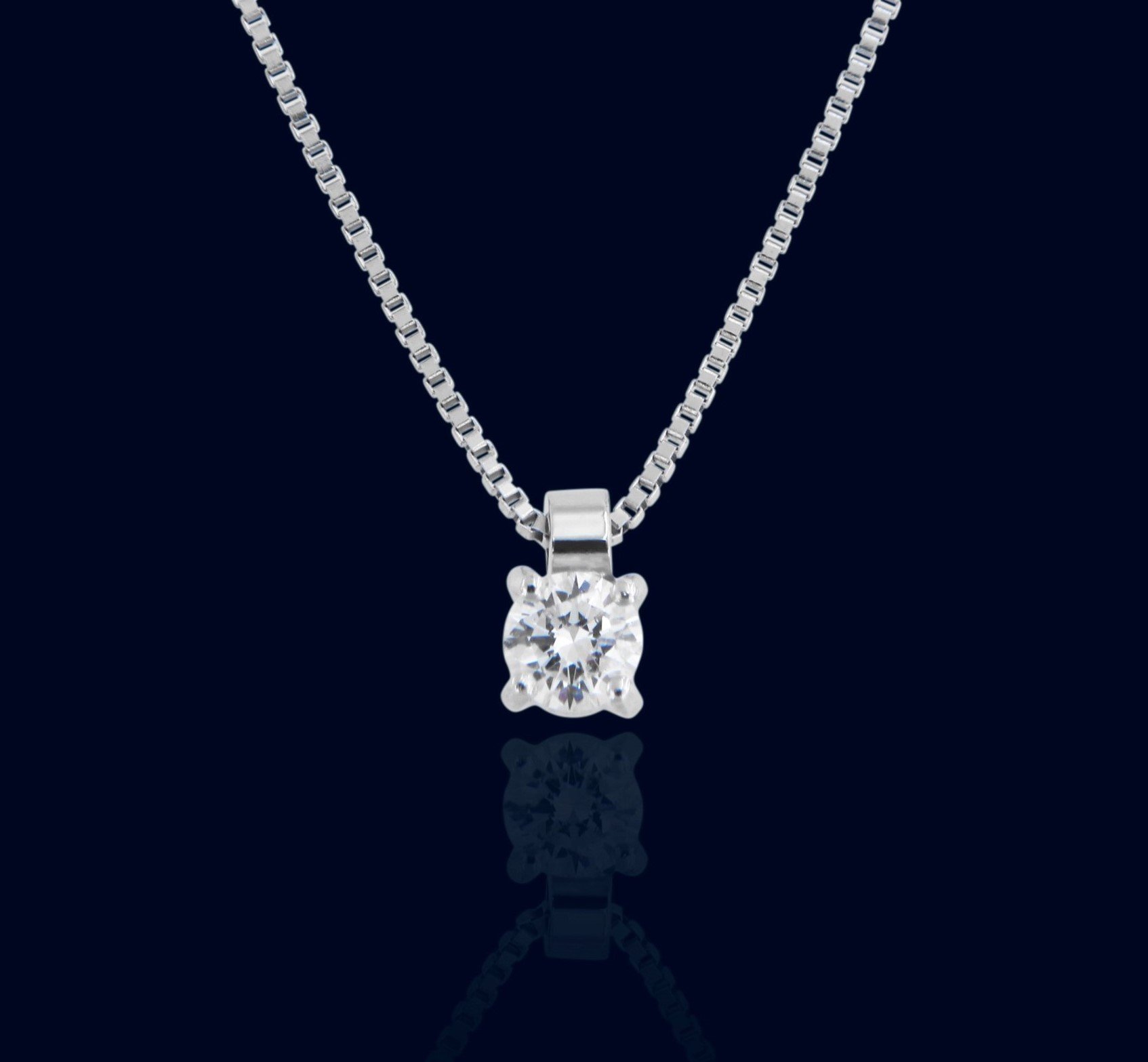 Girocollo Punto Luce Diamante Ct 0.15 Oro18kt