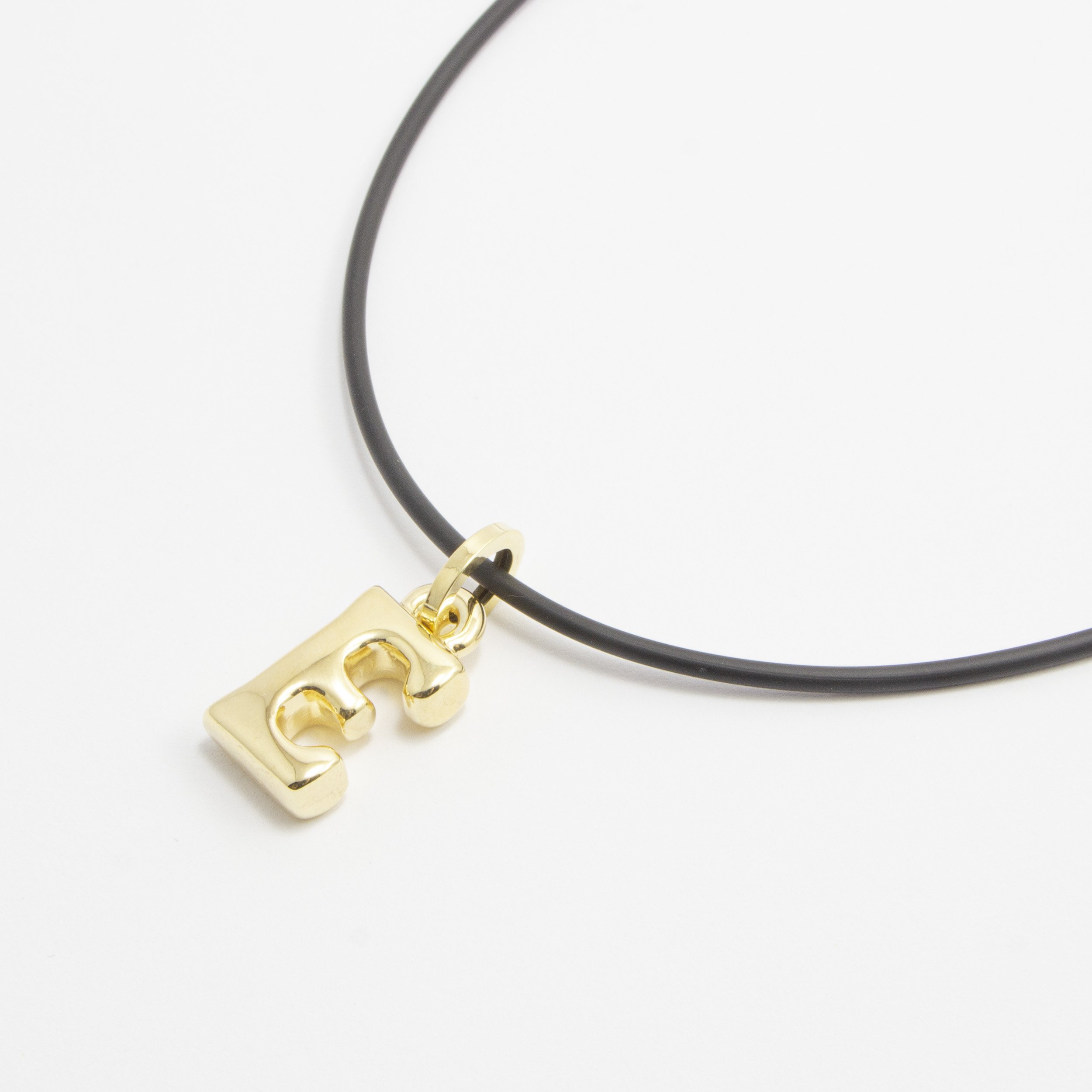 Girocollo Grande Iniziale in Oro 18kt