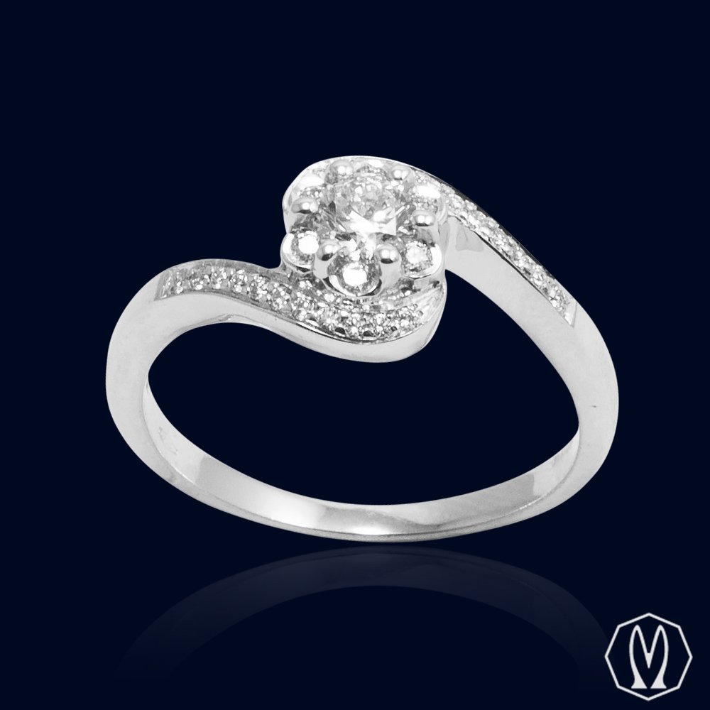 Anello Contrariè Oro 18kt e Diamanti