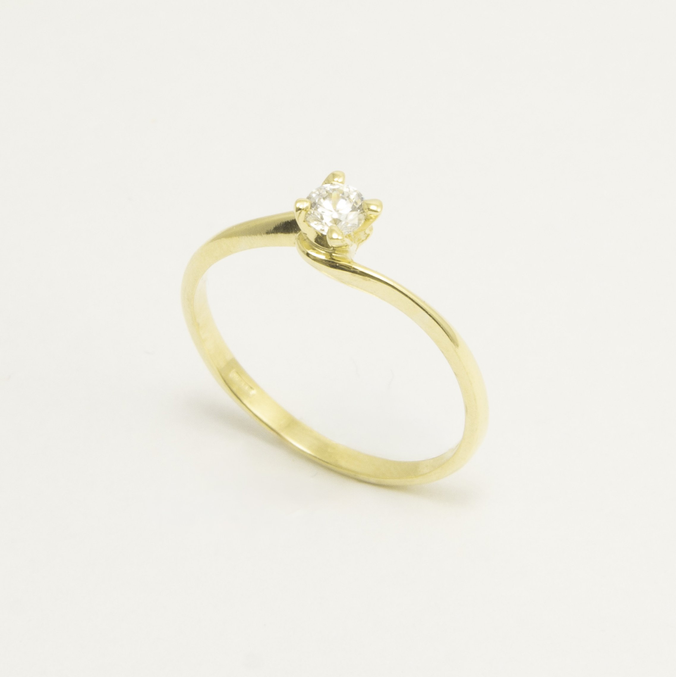 Solitario in Oro 9 kt e Zircone