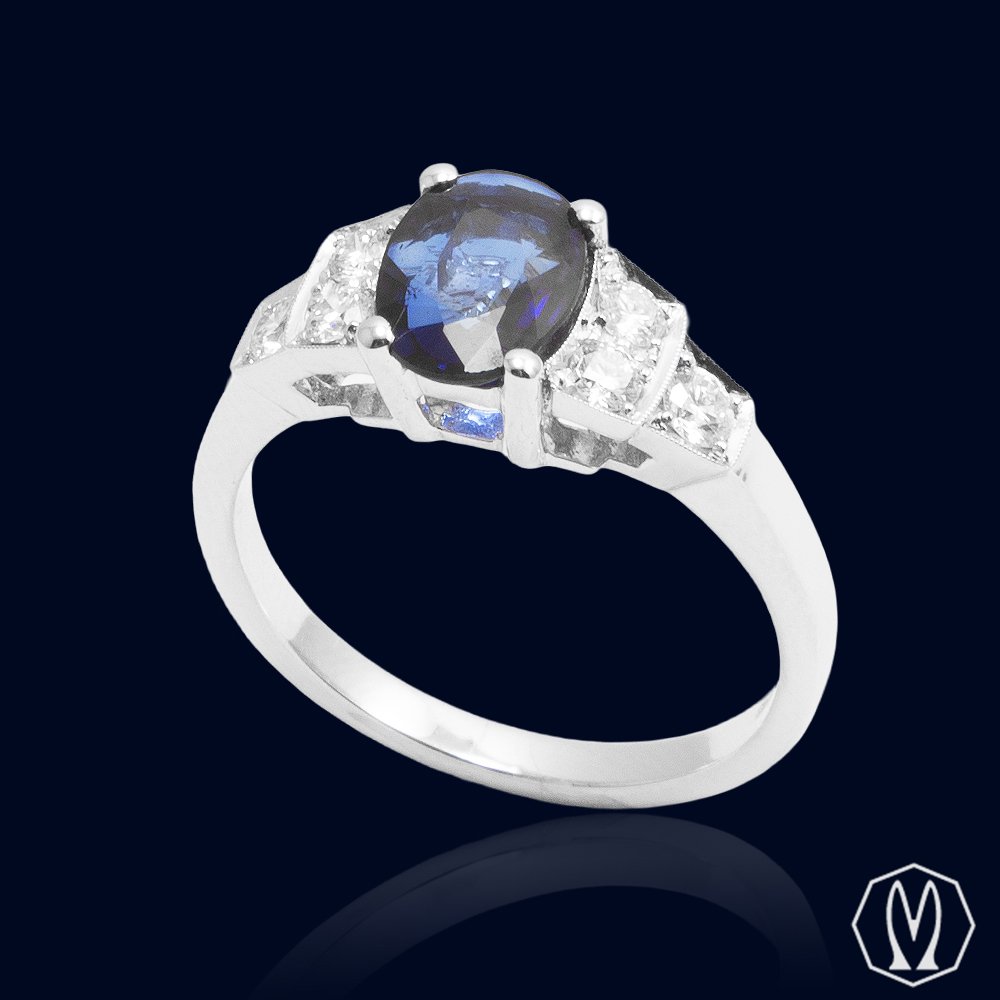 Anello In Oro18kt Zaffiro e Diamanti